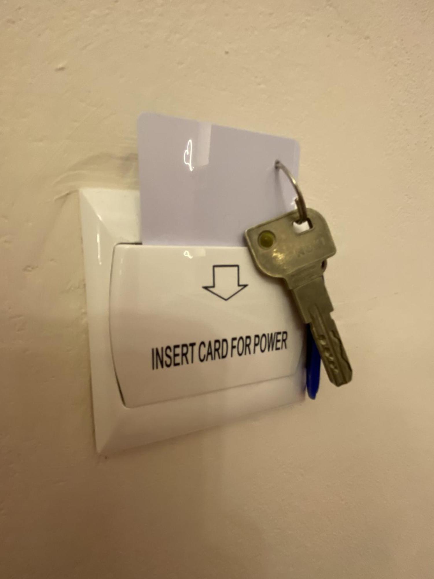 Quiet And Stylish - Center, Minutes To Station Appartement Bari